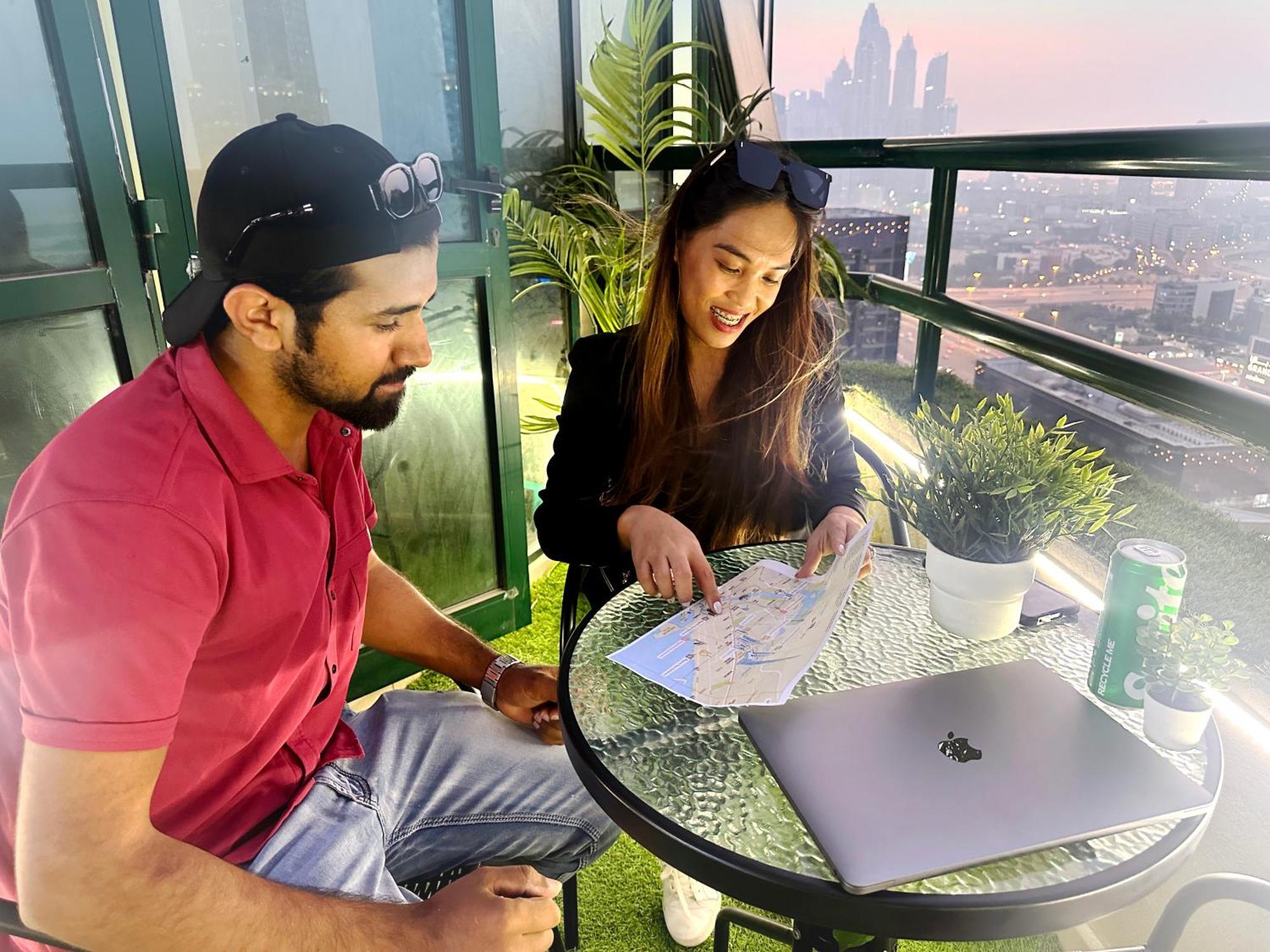Homestay Nomad Partition In Barsha Heights 3 Mins To Icm Metro *